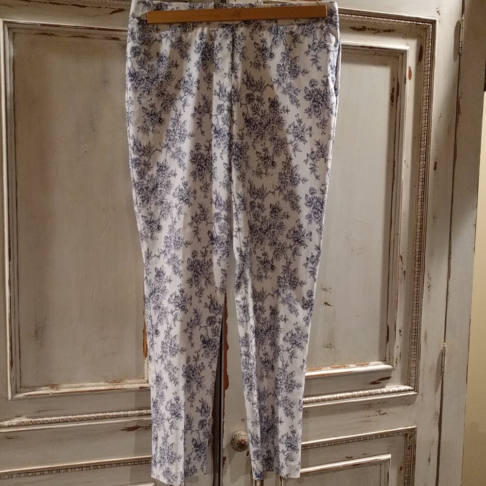 Mario Serrani NWOT skinny stretch pants 4